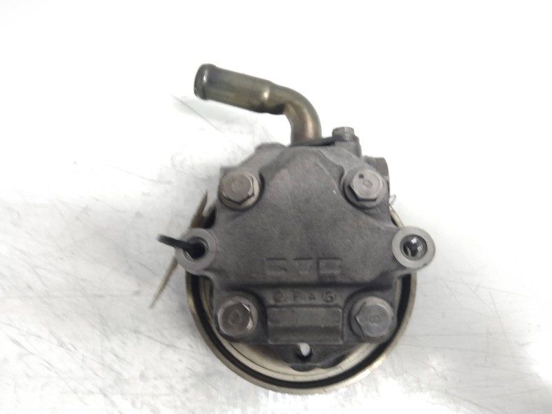 Recambio de bomba direccion para mazda 2 berlina (dy) 1.4 diesel cat referencia OEM IAM   