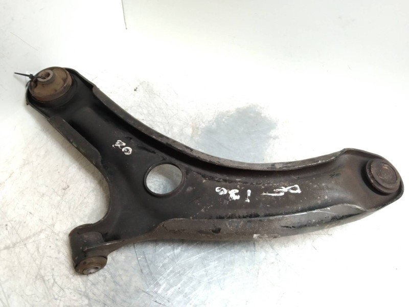 Recambio de brazo suspension inferior delantero derecho para hyundai i20 classic referencia OEM IAM   