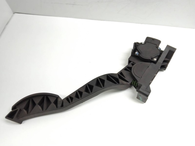 Recambio de potenciometro pedal para alfa romeo gt (125) 1.9 jtd (m) 16v cat referencia OEM IAM 0281002380 46755863 