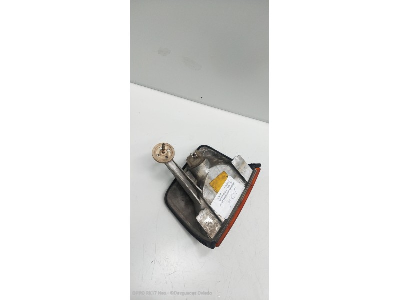 Recambio de piloto delantero izquierdo para mercedes clase c (w201) berlina d 190 (201.122) referencia OEM IAM   