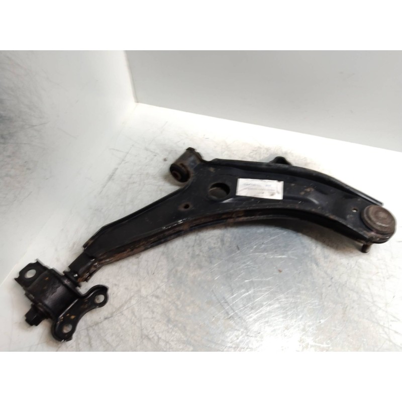 Recambio de brazo suspension inferior delantero izquierdo para hyundai lantra familiar (rd) 1.6 cat referencia OEM IAM   