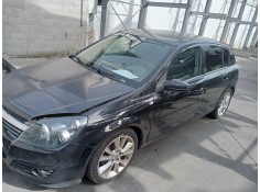opel astra h berlina del año 2005