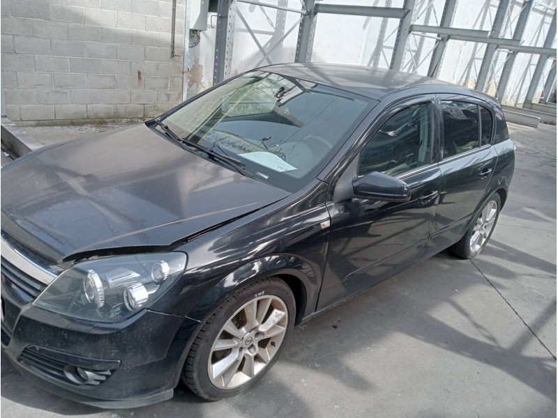 opel astra h berlina del año 2005