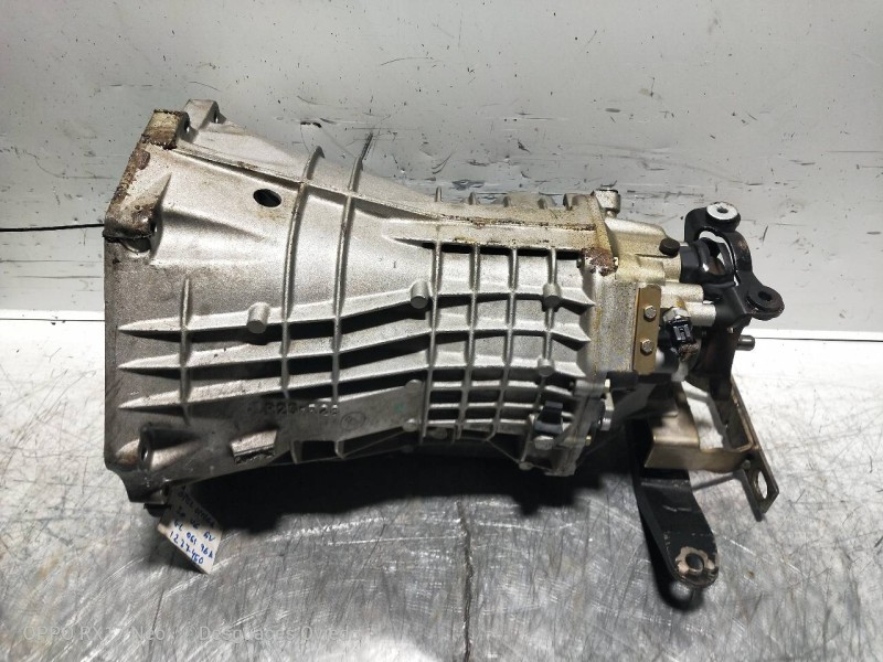 Recambio de caja cambios para opel omega b mv6 berlina referencia OEM IAM GL 06196A 1237450