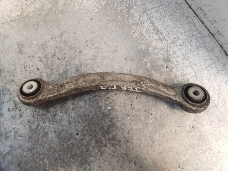 Recambio de brazo suspension superior trasero izquierdo para mercedes clase c (w204) familiar 220 t cdi (204.208) referencia OEM