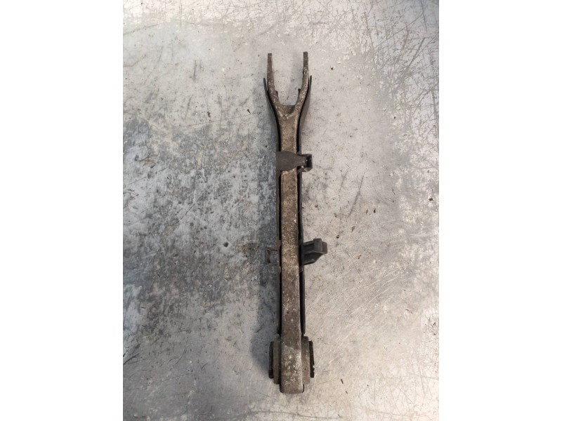 Recambio de brazo suspension inferior trasero izquierdo para mercedes clase c (w204) familiar 220 t cdi (204.208) referencia OEM