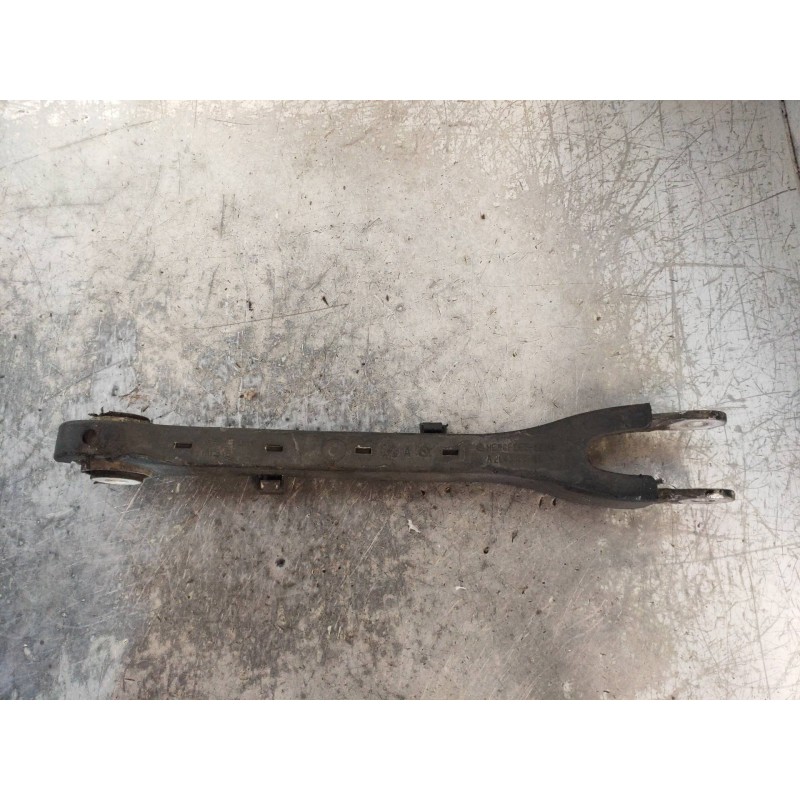 Recambio de brazo suspension inferior trasero derecho para mercedes clase c (w204) familiar 220 t cdi (204.208) referencia OEM I