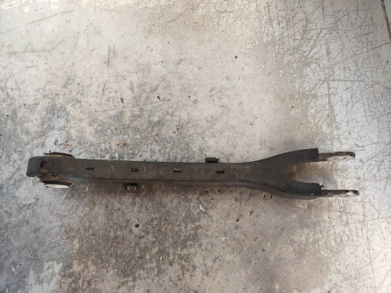 Recambio de brazo suspension inferior trasero derecho para mercedes clase c (w204) familiar 220 t cdi (204.208) referencia OEM I