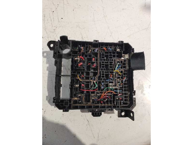 Recambio de caja reles / fusibles para mitsubishi lancer berlina (cy0) inform referencia OEM IAM   