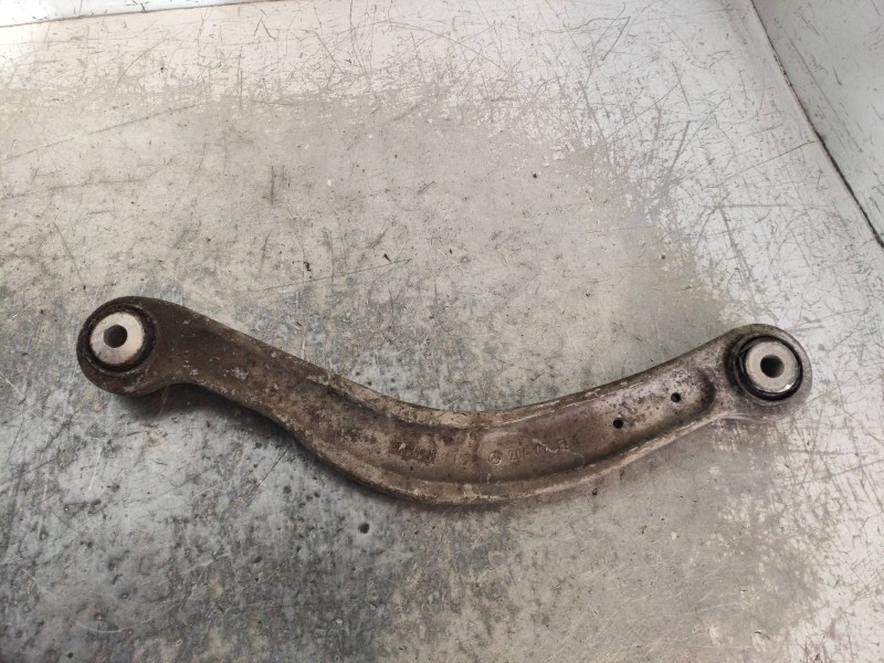 Recambio de brazo suspension superior trasero izquierdo para mercedes clase c (w204) familiar 220 t cdi (204.208) referencia OEM