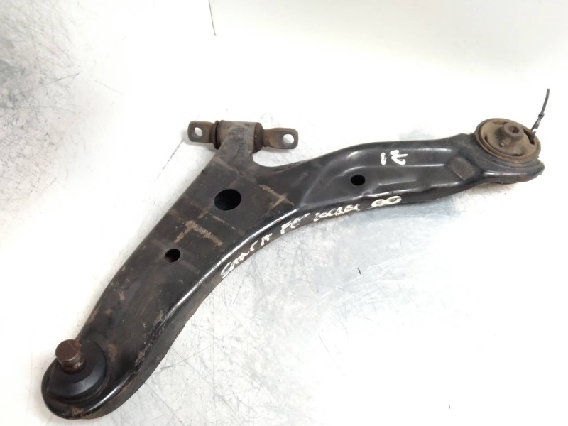 Recambio de brazo suspension inferior delantero izquierdo para hyundai santa fe (sm) 2.0 crdi cat referencia OEM IAM   
