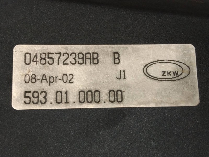 Recambio de faro antiniebla izquierdo para chrysler voyager (rg) 3.3 lx referencia OEM IAM 04857239AB 5930100000 