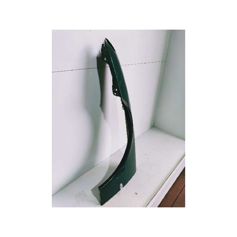 Recambio de aleta delantera izquierda para peugeot 406 coupe (s1/s2) 2.2 hdi referencia OEM IAM   