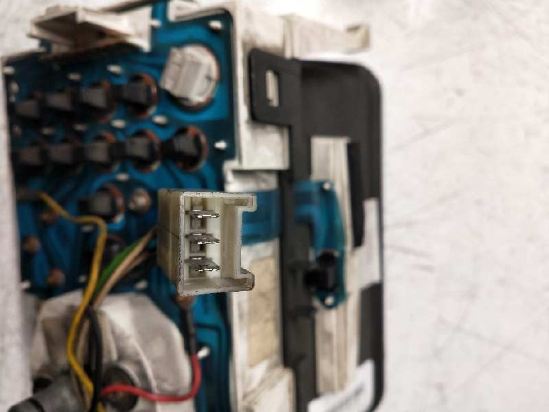 Recambio de cuadro instrumentos para seat terra familiar referencia OEM IAM   