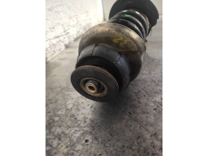 Recambio de amortiguador delantero izquierdo para dacia dokker ambiance referencia OEM IAM 543028938R  
