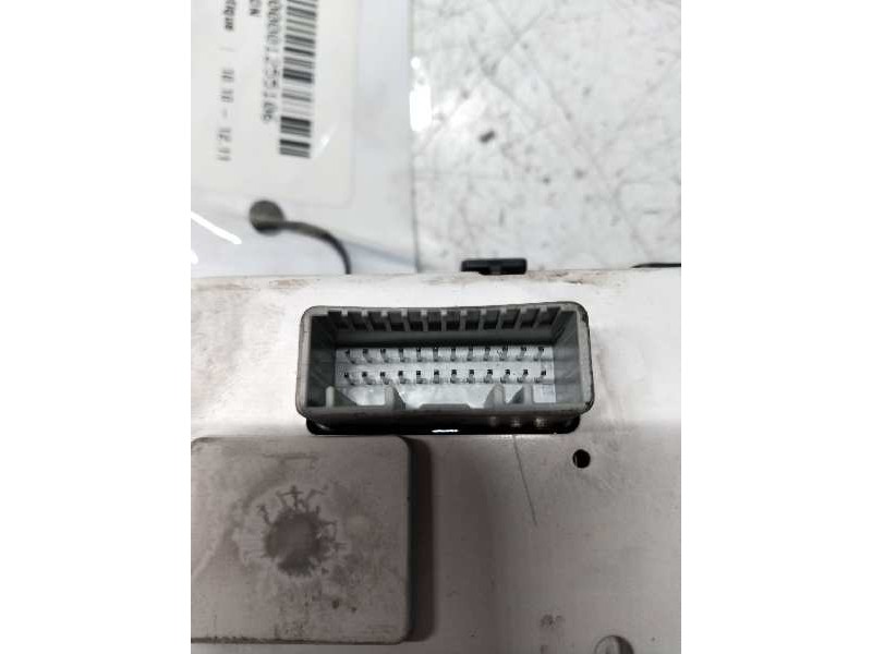 Recambio de pantalla multifuncion para renault clio iii authentique referencia OEM IAM 280348139R  