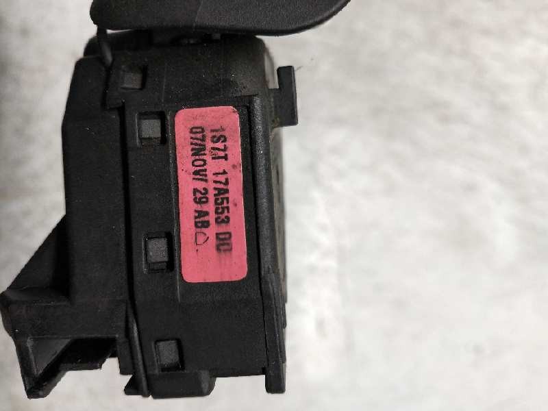 Recambio de mando limpia para ford fiesta (cbk) fun referencia OEM IAM 1S7T17A553  