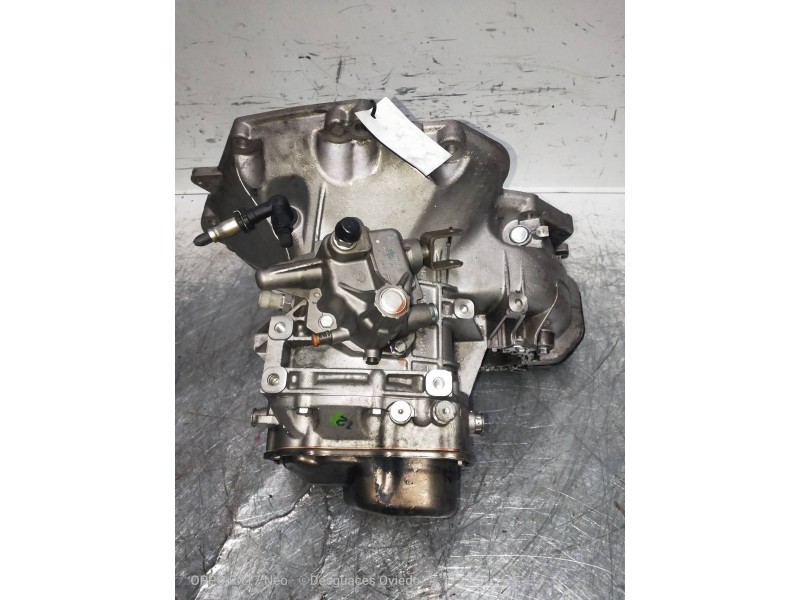 Recambio de caja cambios para opel corsa c 1.2 16v cat (z 12 xe / lw4) referencia OEM IAM F13C394 B13133 