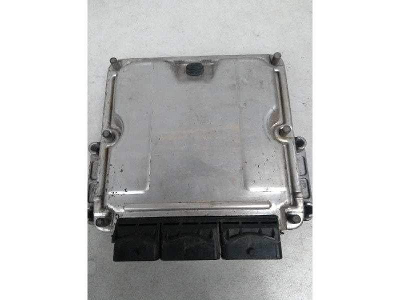 Recambio de centralita motor uce para opel vivaro 1.9 cdti cat (f9q-762) referencia OEM IAM 0281010633 HOM8200051609 8200119842