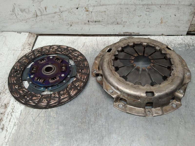 Recambio de kit embrague para nissan primera berlina (p12) acenta referencia OEM IAM   