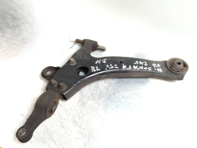 Recambio de brazo suspension inferior delantero derecho para hyundai sonata (y4) 2.5 v6 cat referencia OEM IAM   