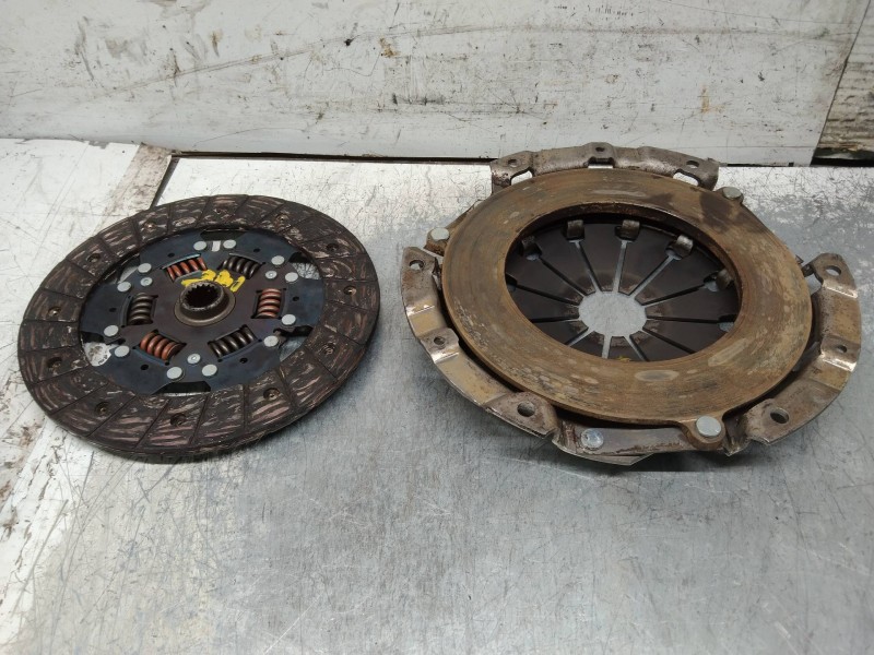 Recambio de kit embrague para nissan primera berlina (p12) acenta referencia OEM IAM   