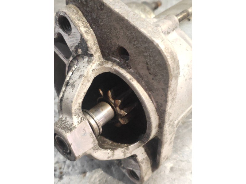 Recambio de motor arranque para dacia dokker ambiance referencia OEM IAM 233003329R  