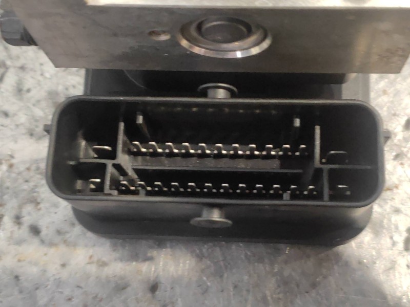 Recambio de abs para dacia dokker ambiance referencia OEM IAM 10091514463 10062232281 476608587R 1002200202