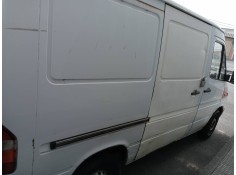 mercedes sprinter 02.00  caja cerrada del año 2000