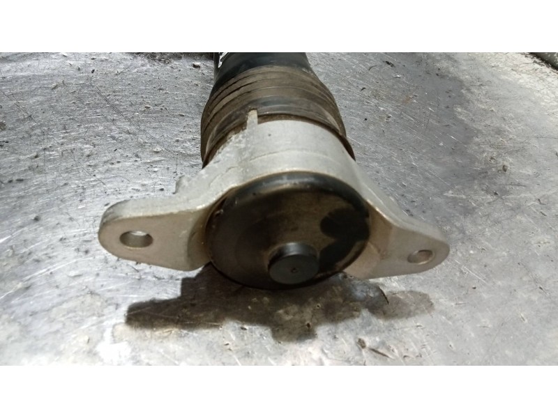 Recambio de amortiguador trasero izquierdo para mazda cx-30 selection 2wd referencia OEM IAM DFR528700A  