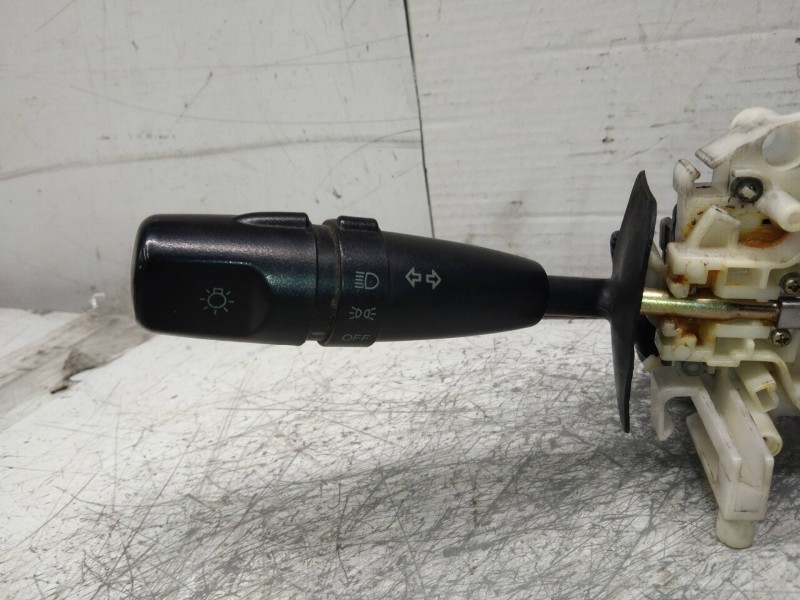 Recambio de mando luces para kia carnival ii 2.9 crdi lx referencia OEM IAM   