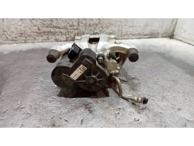 Recambio de pinza freno trasera derecha para mazda cx-30 selection 2wd referencia OEM IAM BCKA26980A  