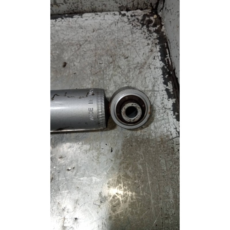 Recambio de amortiguador trasero derecho para mercedes clase c (w201) berlina d 190 (201.122) referencia OEM IAM 553177  