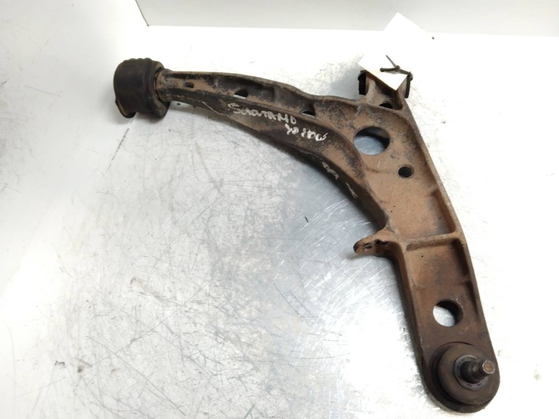 Recambio de brazo suspension inferior delantero derecho para hyundai santamo gl referencia OEM IAM   