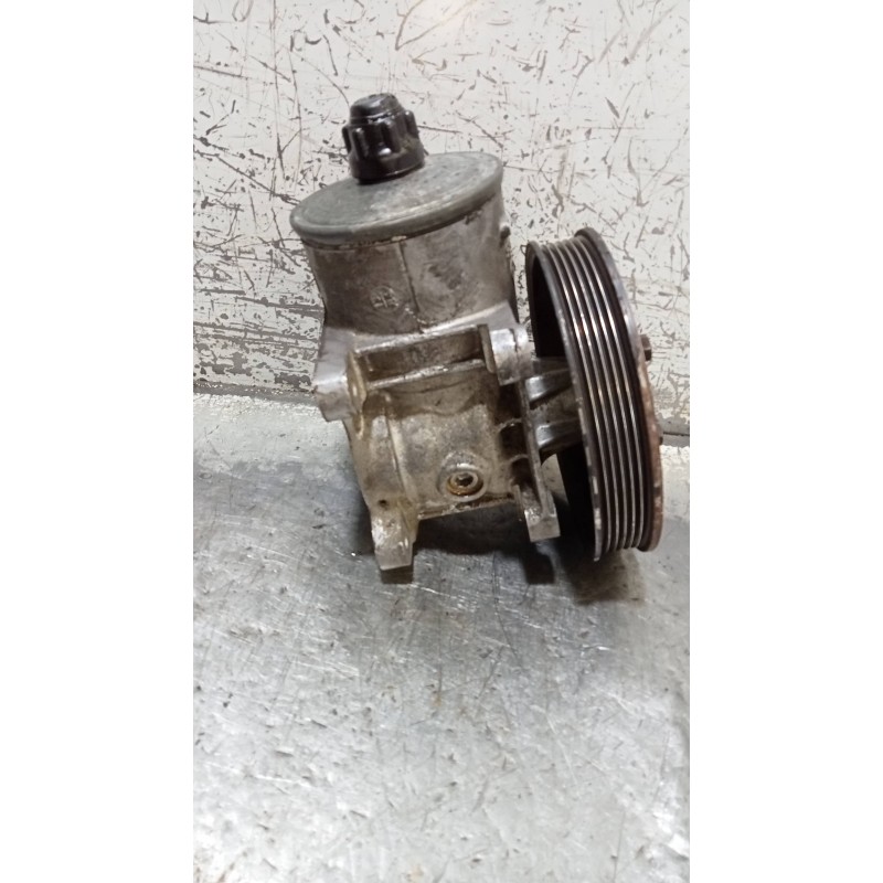 Recambio de bomba direccion para mercedes clase c (w201) berlina d 190 (201.122) referencia OEM IAM 2014601580  
