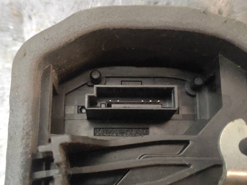 Recambio de motor cierre centralizado delantero derecho para bmw serie 3 coupe (e92) 335i referencia OEM IAM 7167074  