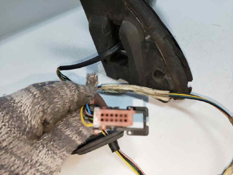 Recambio de retrovisor izquierdo para peugeot 607 (s2) referencia OEM IAM   ELECTRICO