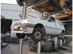 peugeot 205 berlina del año 1994