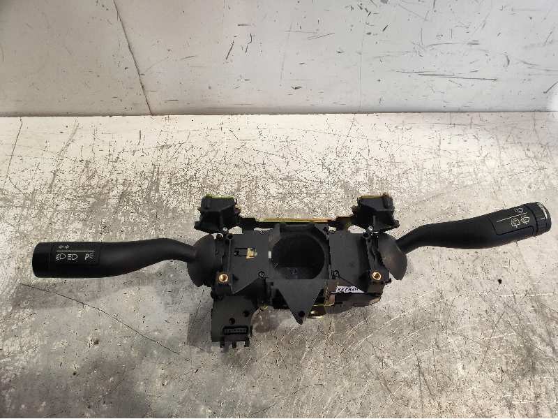 Recambio de mando luces para volkswagen touareg (7la) tdi v10 referencia OEM IAM 7L6953549D K0105114204 7L6953503 K0301204200 