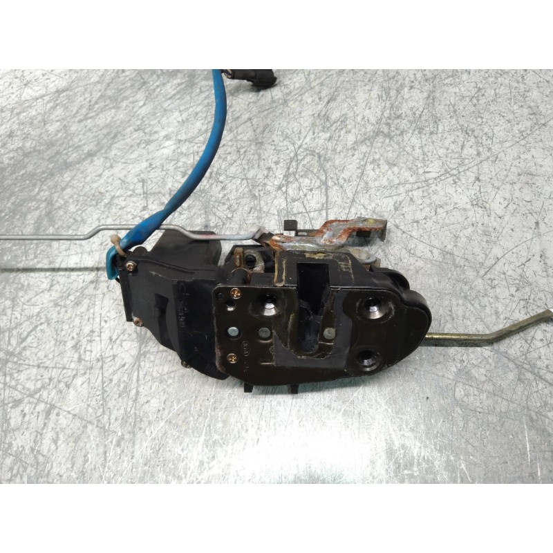 Recambio de motor cierre centralizado delantero derecho para kia carnival ii 2.9 crdi lx referencia OEM IAM   5P