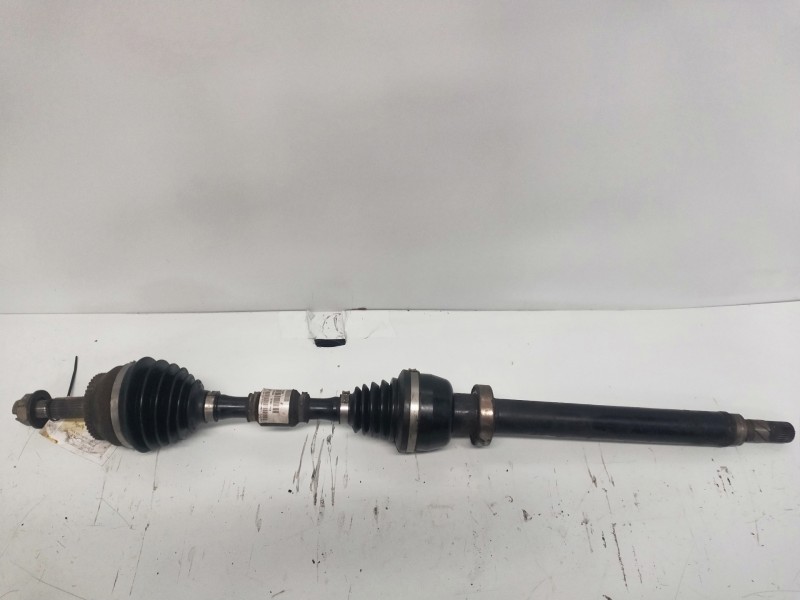 Recambio de transmision delantera derecha para volvo s40 berlina 1.9 diesel cat referencia OEM IAM P614084  