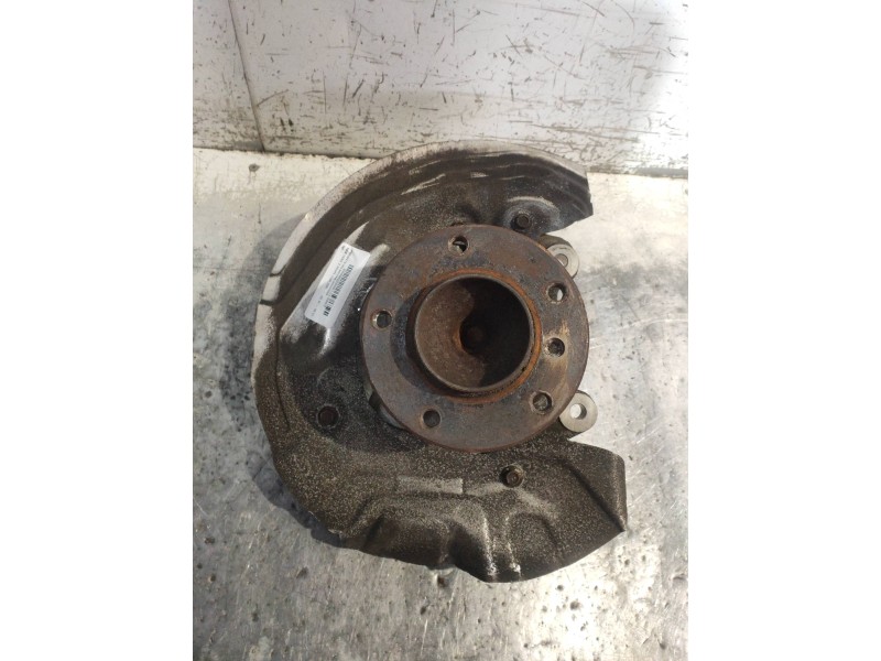 Recambio de mangueta delantera izquierda para bmw serie 3 coupe (e92) 335i referencia OEM IAM 3121676444303  31216793923