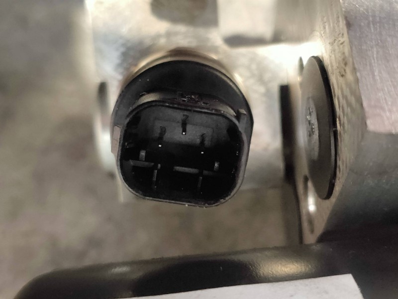 Recambio de abs para mercedes clase s (w220) berlina 320 cdi (220.026) referencia OEM IAM 0265202445 A0044314712 BOSCH