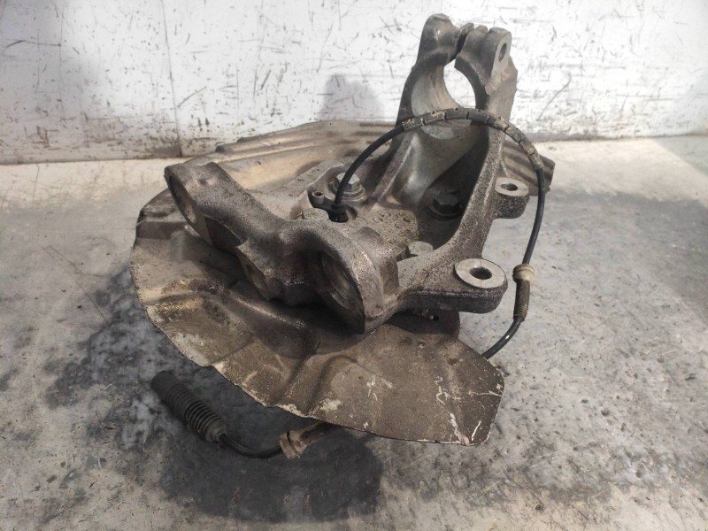 Recambio de mangueta delantera derecha para bmw serie 3 coupe (e92) 335i referencia OEM IAM 3121676444403  31216793924