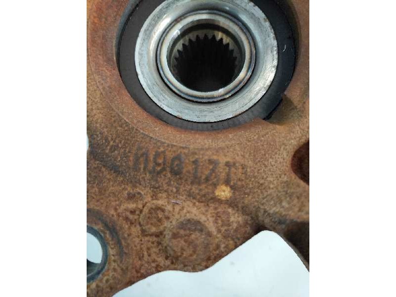 Recambio de mangueta delantera derecha para dacia sandero stepway comfort referencia OEM IAM 19G17T  