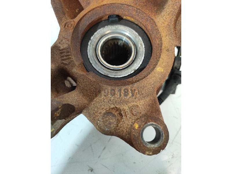 Recambio de mangueta delantera izquierda para dacia sandero stepway comfort referencia OEM IAM 19G18V  