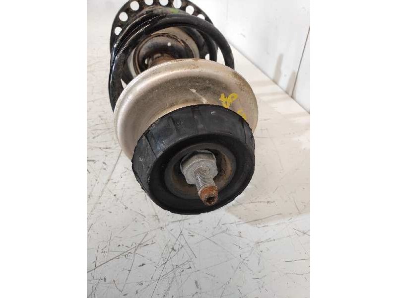 Recambio de amortiguador delantero derecho para dacia sandero stepway comfort referencia OEM IAM 543021807R  