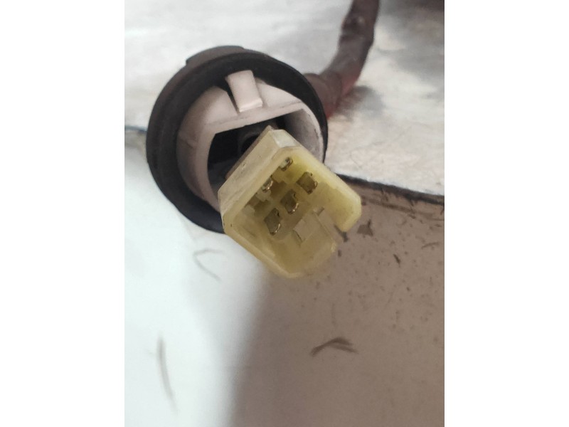 Recambio de piloto trasero derecho para suzuki swift berlina (mz) gl (5-ptas.) referencia OEM IAM   