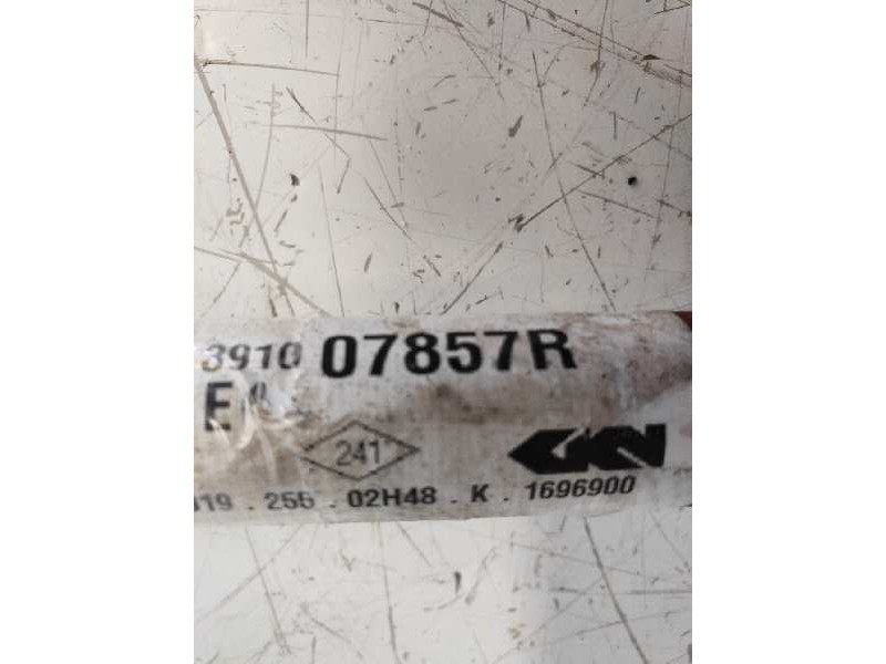 Recambio de transmision delantera derecha para dacia sandero stepway comfort referencia OEM IAM 391007857R  