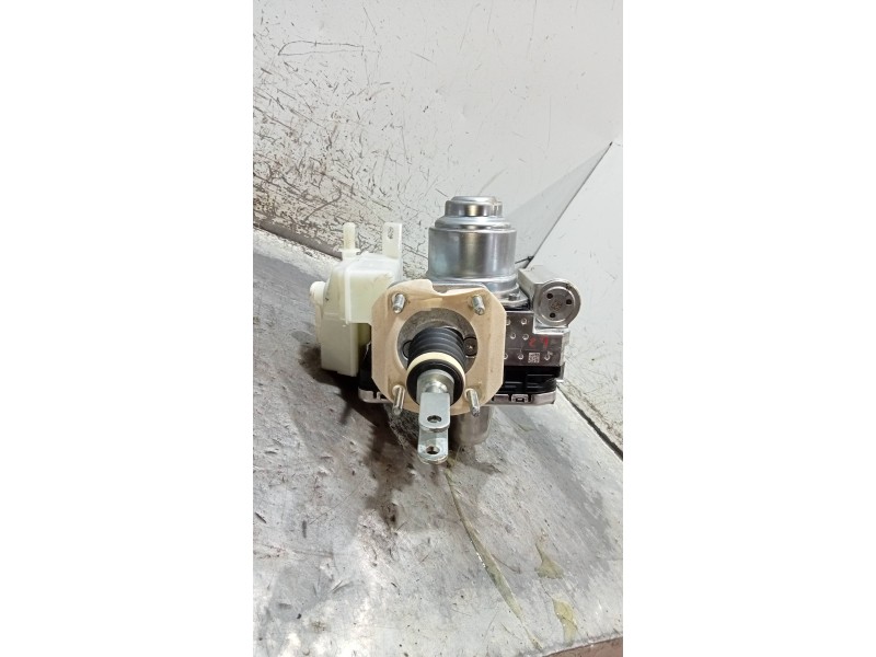 Recambio de abs para mazda cx-30 selection 2wd referencia OEM IAM 06211201494 DFR7439A0B 